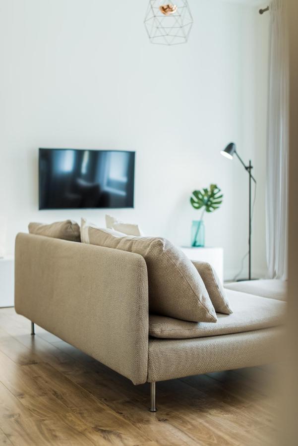 Stylish Apartment In The Heart Of Kaunas Old Town Exterior foto
